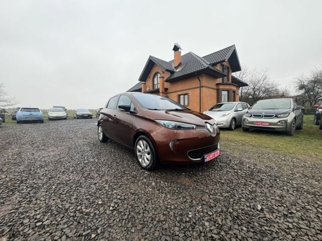 Коричневый Рено Зое, объемом двигателя 0 л и пробегом 129 тыс. км за 6200 $, фото 12 на Automoto.ua