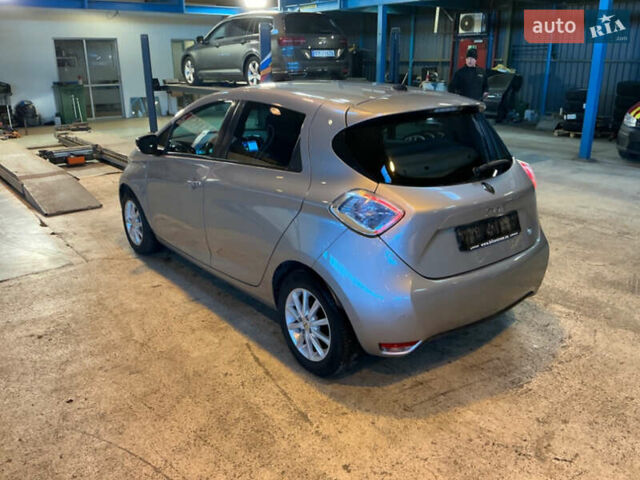 Коричневий Рено Зое, об'ємом двигуна 0 л та пробігом 133 тис. км за 6000 $, фото 51 на Automoto.ua