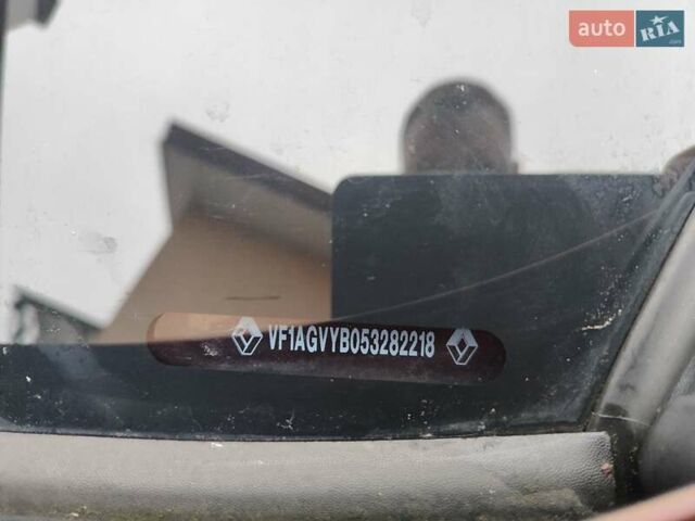Коричневый Рено Зое, объемом двигателя 0 л и пробегом 52 тыс. км за 8200 $, фото 16 на Automoto.ua
