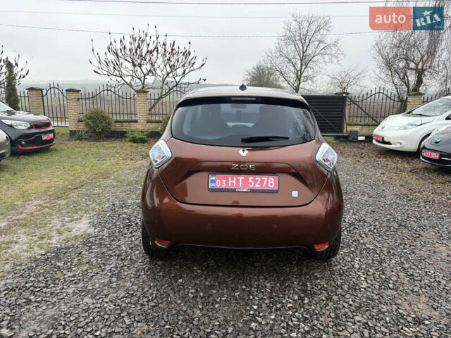 Коричневый Рено Зое, объемом двигателя 0 л и пробегом 129 тыс. км за 6200 $, фото 5 на Automoto.ua