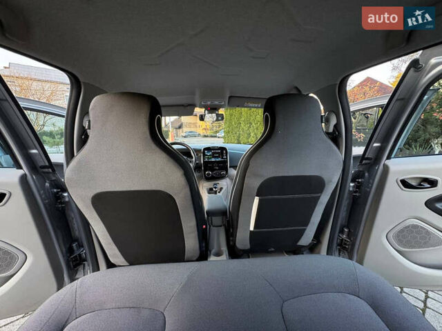 Коричневий Рено Зое, об'ємом двигуна 0 л та пробігом 133 тис. км за 6000 $, фото 13 на Automoto.ua