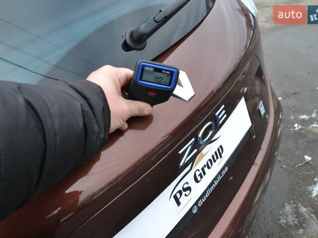 Коричневий Рено Зое, об'ємом двигуна 0 л та пробігом 143 тис. км за 6700 $, фото 35 на Automoto.ua