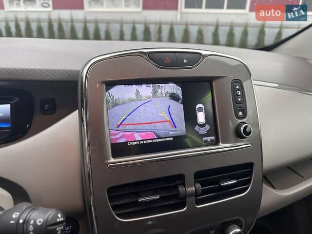 Коричневый Рено Зое, объемом двигателя 0 л и пробегом 35 тыс. км за 11600 $, фото 23 на Automoto.ua