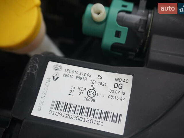 Коричневий Рено Зое, об'ємом двигуна 0 л та пробігом 220 тис. км за 9000 $, фото 54 на Automoto.ua