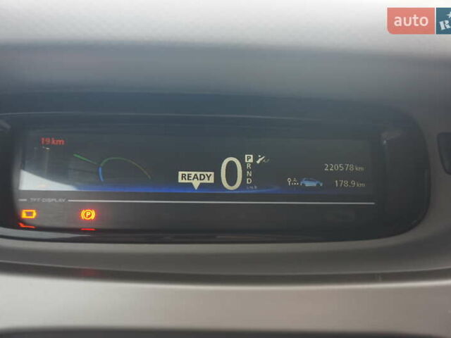 Коричневий Рено Зое, об'ємом двигуна 0 л та пробігом 220 тис. км за 9000 $, фото 30 на Automoto.ua