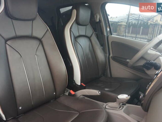 Коричневий Рено Зое, об'ємом двигуна 0 л та пробігом 220 тис. км за 9000 $, фото 37 на Automoto.ua