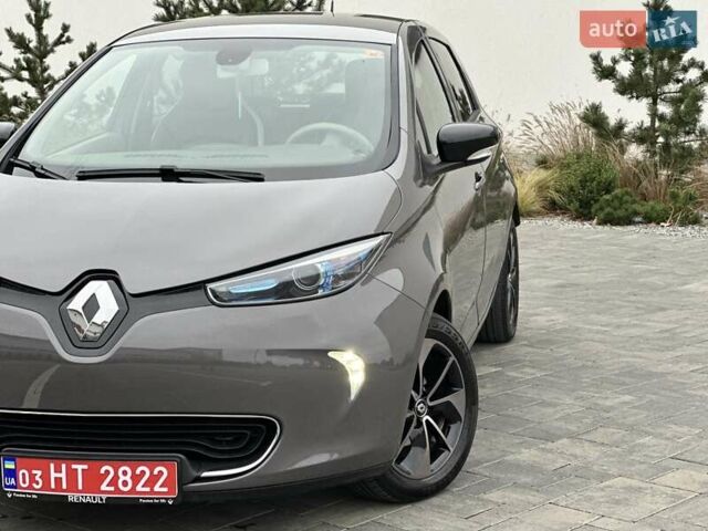 Коричневый Рено Зое, объемом двигателя 0 л и пробегом 35 тыс. км за 11600 $, фото 17 на Automoto.ua