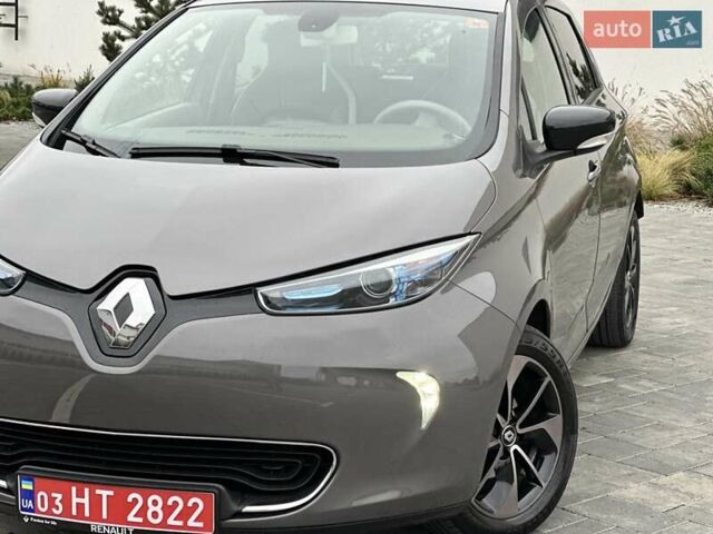 Коричневый Рено Зое, объемом двигателя 0 л и пробегом 35 тыс. км за 11600 $, фото 18 на Automoto.ua