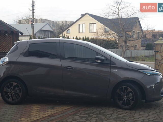 Коричневий Рено Зое, об'ємом двигуна 0 л та пробігом 220 тис. км за 9000 $, фото 5 на Automoto.ua