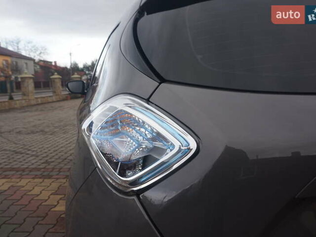 Коричневий Рено Зое, об'ємом двигуна 0 л та пробігом 220 тис. км за 9000 $, фото 24 на Automoto.ua