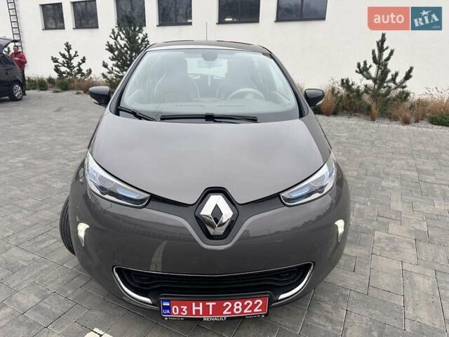 Коричневый Рено Зое, объемом двигателя 0 л и пробегом 35 тыс. км за 11600 $, фото 13 на Automoto.ua