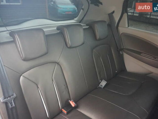 Коричневий Рено Зое, об'ємом двигуна 0 л та пробігом 220 тис. км за 9000 $, фото 41 на Automoto.ua