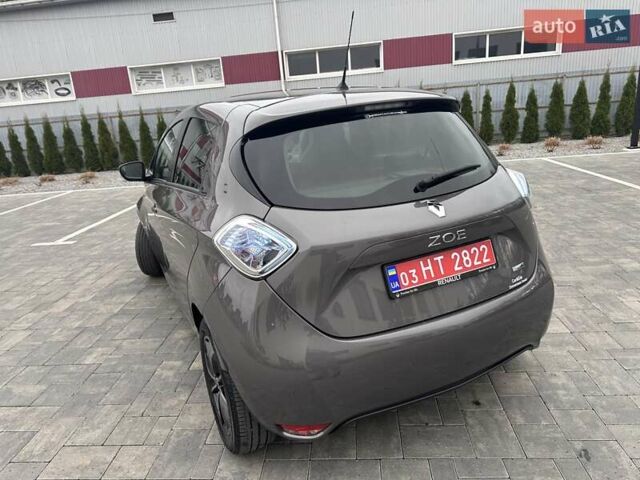 Коричневый Рено Зое, объемом двигателя 0 л и пробегом 35 тыс. км за 11600 $, фото 5 на Automoto.ua