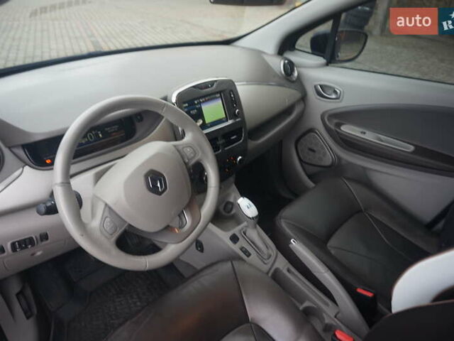 Коричневий Рено Зое, об'ємом двигуна 0 л та пробігом 220 тис. км за 9000 $, фото 26 на Automoto.ua