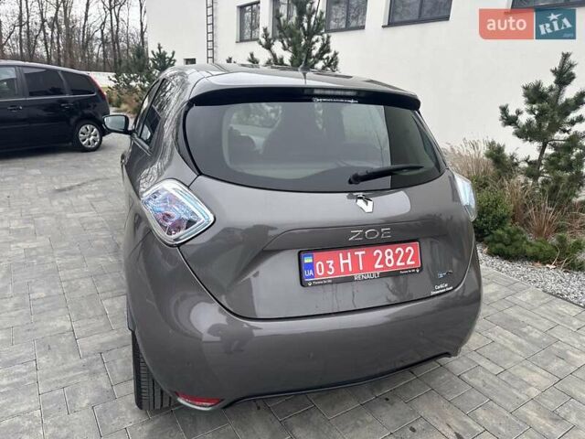 Коричневый Рено Зое, объемом двигателя 0 л и пробегом 35 тыс. км за 11600 $, фото 24 на Automoto.ua