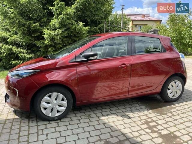 Красный Рено Зое, объемом двигателя 0 л и пробегом 69 тыс. км за 9098 $, фото 1 на Automoto.ua