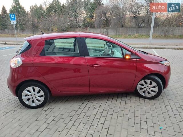Червоний Рено Зое, об'ємом двигуна 0 л та пробігом 120 тис. км за 8900 $, фото 17 на Automoto.ua