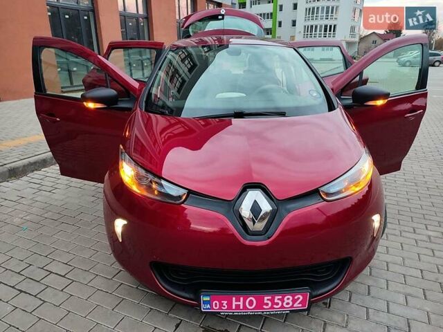 Червоний Рено Зое, об'ємом двигуна 0 л та пробігом 120 тис. км за 8888 $, фото 46 на Automoto.ua