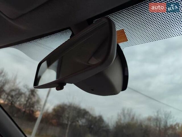 Червоний Рено Зое, об'ємом двигуна 0 л та пробігом 120 тис. км за 8900 $, фото 50 на Automoto.ua