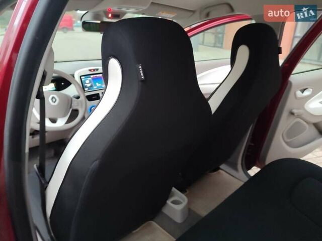 Червоний Рено Зое, об'ємом двигуна 0 л та пробігом 120 тис. км за 8888 $, фото 13 на Automoto.ua