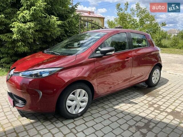 Красный Рено Зое, объемом двигателя 0 л и пробегом 69 тыс. км за 9098 $, фото 30 на Automoto.ua