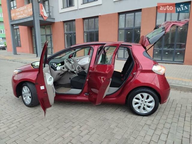Червоний Рено Зое, об'ємом двигуна 0 л та пробігом 120 тис. км за 8900 $, фото 29 на Automoto.ua