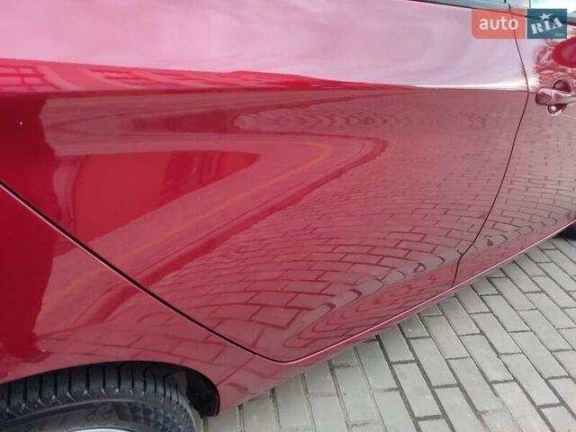 Червоний Рено Зое, об'ємом двигуна 0 л та пробігом 120 тис. км за 8900 $, фото 18 на Automoto.ua