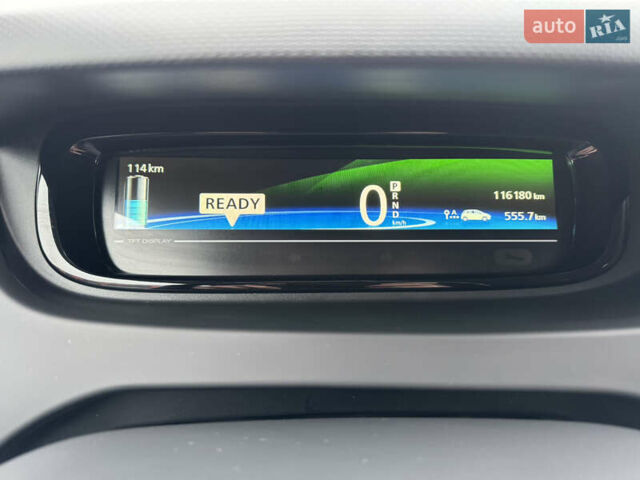 Червоний Рено Зое, об'ємом двигуна 0 л та пробігом 116 тис. км за 9500 $, фото 12 на Automoto.ua