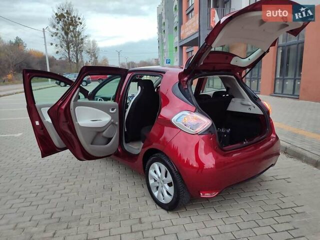 Червоний Рено Зое, об'ємом двигуна 0 л та пробігом 120 тис. км за 8900 $, фото 32 на Automoto.ua