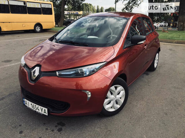 Червоний Рено Зое, об'ємом двигуна 0 л та пробігом 143 тис. км за 14500 $, фото 4 на Automoto.ua