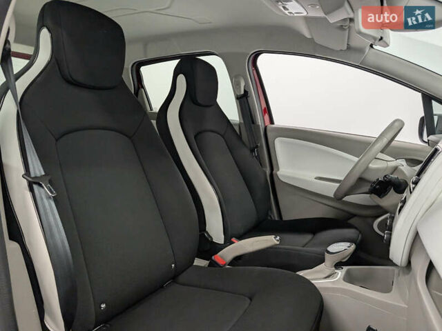 Червоний Рено Зое, об'ємом двигуна 0 л та пробігом 80 тис. км за 6700 $, фото 36 на Automoto.ua