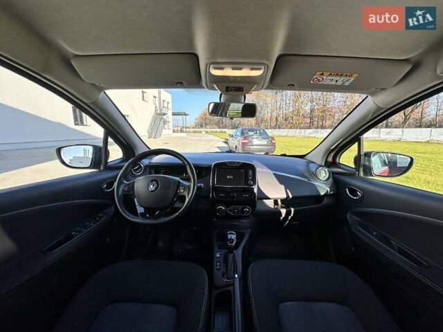 Червоний Рено Зое, об'ємом двигуна 0 л та пробігом 105 тис. км за 9199 $, фото 10 на Automoto.ua