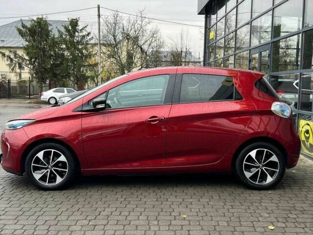 Красный Рено Зое, объемом двигателя 0 л и пробегом 106 тыс. км за 11500 $, фото 3 на Automoto.ua