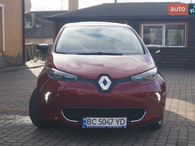 Красный Рено Зое, объемом двигателя 0 л и пробегом 48 тыс. км за 10555 $, фото 3 на Automoto.ua