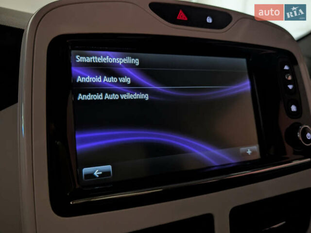 Червоний Рено Зое, об'ємом двигуна 0 л та пробігом 80 тис. км за 6700 $, фото 24 на Automoto.ua