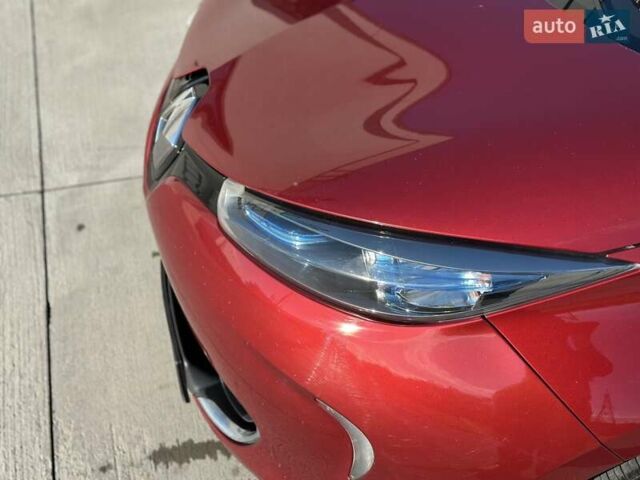 Червоний Рено Зое, об'ємом двигуна 0 л та пробігом 105 тис. км за 9199 $, фото 9 на Automoto.ua