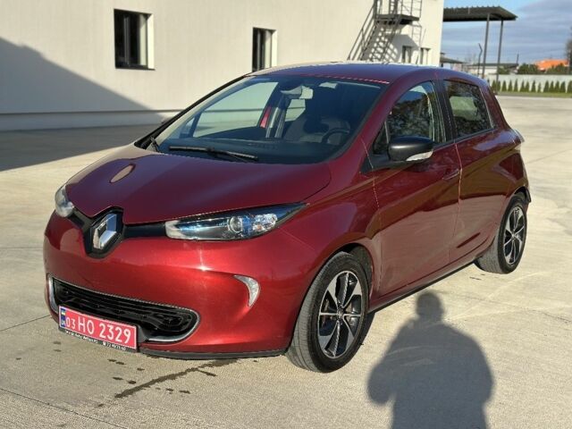 Красный Рено Зое, объемом двигателя 0 л и пробегом 105 тыс. км за 9200 $, фото 2 на Automoto.ua