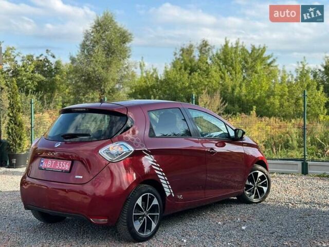 Красный Рено Зое, объемом двигателя 0 л и пробегом 50 тыс. км за 10250 $, фото 22 на Automoto.ua
