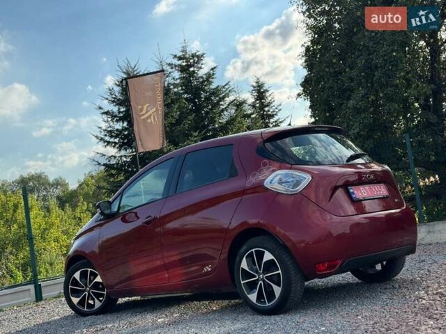 Красный Рено Зое, объемом двигателя 0 л и пробегом 50 тыс. км за 10250 $, фото 17 на Automoto.ua