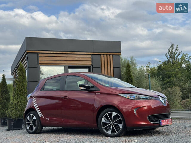 Красный Рено Зое, объемом двигателя 0 л и пробегом 50 тыс. км за 10250 $, фото 7 на Automoto.ua