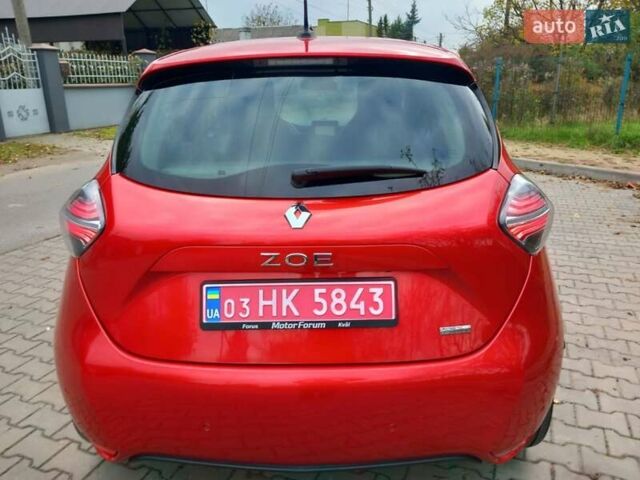 Красный Рено Зое, объемом двигателя 0 л и пробегом 115 тыс. км за 14300 $, фото 7 на Automoto.ua