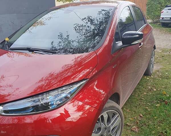 Рено Зое 2019 у Трускавце на Automoto.ua Червоний Рено Зое, об'ємом двигуна 0 л та пробігом 104 тис. км за 8448 $, фото 9 на Automoto.ua