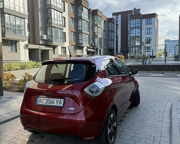 Рено Зое 2019 в Львове на Automoto.ua Красный Рено Зое, объемом двигателя 0 л и пробегом 41 тыс. км за 11550 $, фото 3 на Automoto.ua