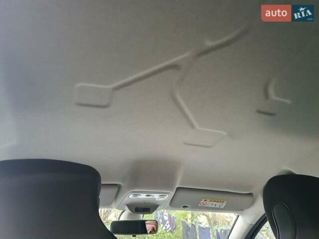 Рено Зое 2019 у Трускавце на Automoto.ua Червоний Рено Зое, об'ємом двигуна 0 л та пробігом 104 тис. км за 8448 $, фото 1 на Automoto.ua