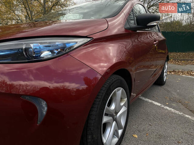 Рено Зое 2019 в Виннице на Automoto.ua Красный Рено Зое, объемом двигателя 0 л и пробегом 140 тыс. км за 8950 $, фото 12 на Automoto.ua