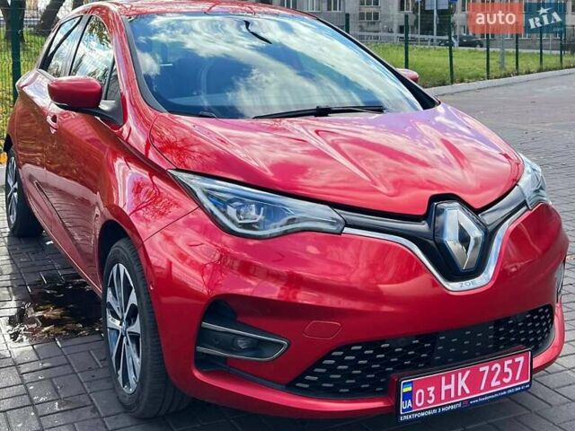 Красный Рено Зое, объемом двигателя 0 л и пробегом 95 тыс. км за 13000 $, фото 19 на Automoto.ua