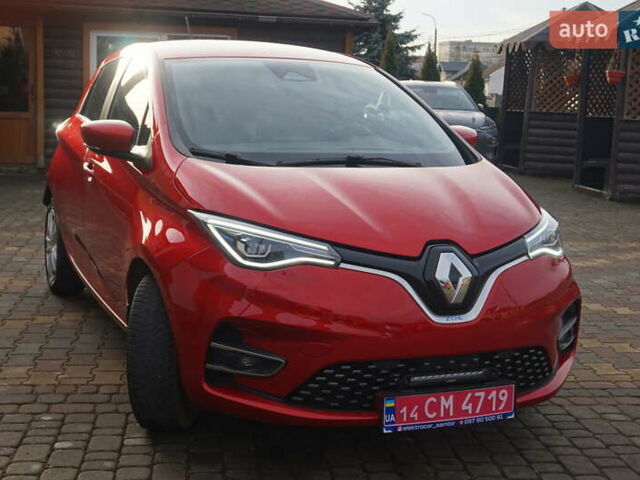 Красный Рено Зое, объемом двигателя 0 л и пробегом 137 тыс. км за 12500 $, фото 3 на Automoto.ua