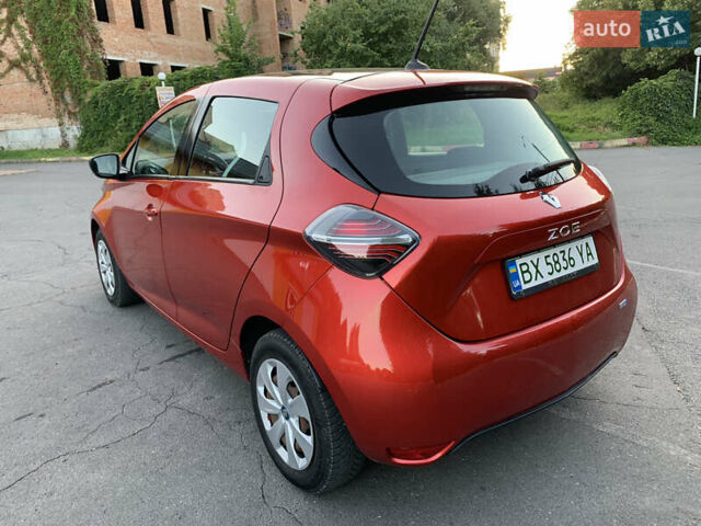 Червоний Рено Зое, об'ємом двигуна 0 л та пробігом 80 тис. км за 11300 $, фото 5 на Automoto.ua