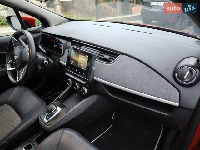 Червоний Рено Зое, об'ємом двигуна 0 л та пробігом 69 тис. км за 12800 $, фото 16 на Automoto.ua