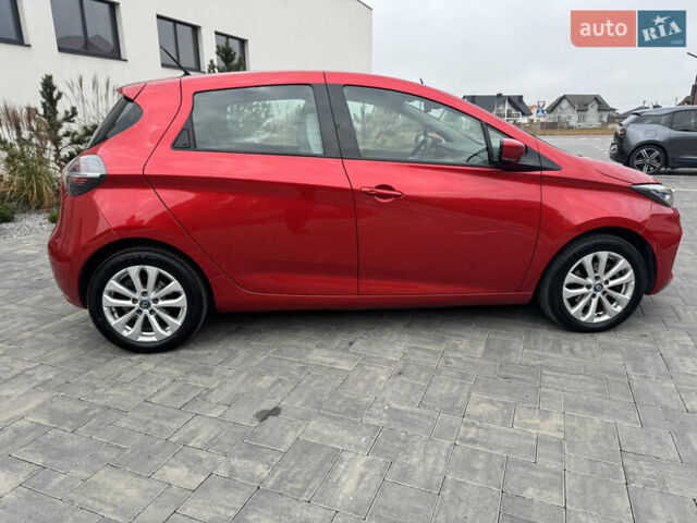 Красный Рено Зое, объемом двигателя 0 л и пробегом 117 тыс. км за 11900 $, фото 3 на Automoto.ua